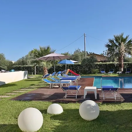 2-room Near With 2 Pools - Luna Cefalu
