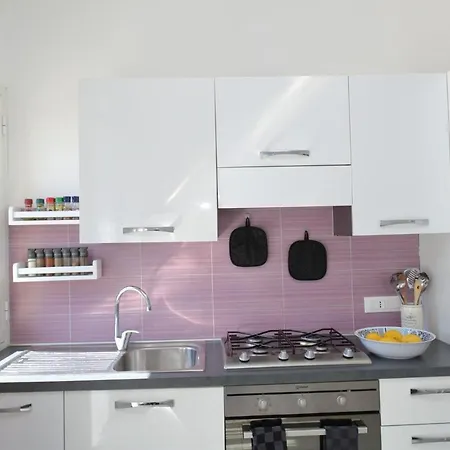 2-room Near With 2 Pools - Luna * Чефалу