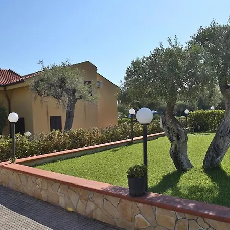 2-room Near With 2 Pools - Luna Cefalu