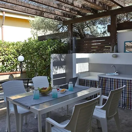 Апартаменты 2-room Near With 2 Pools - Luna *