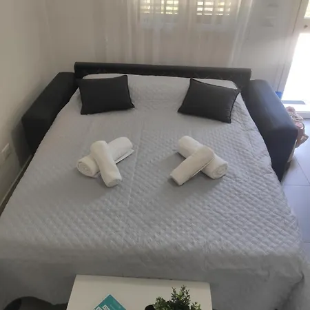 Апартаменты 2-room Near With 2 Pools - Luna *