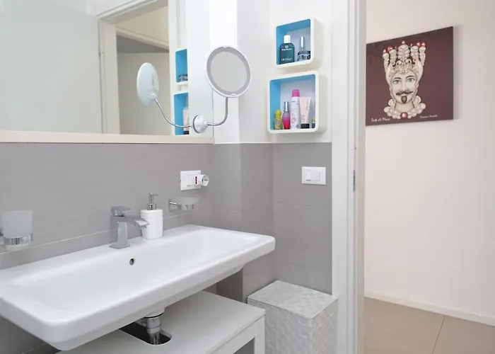 2-room Near With 2 Pools - Luna Apartment