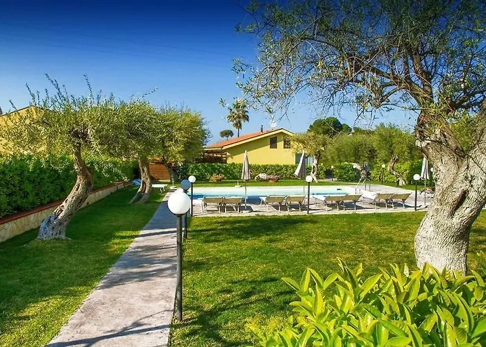 2-room Near With 2 Pools - Luna *